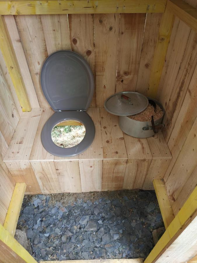 Thipi Khola Hotel Val-Couesnon Bagian luar foto